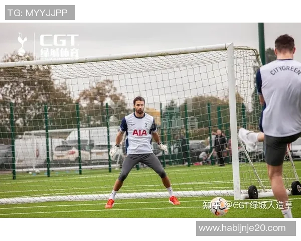 足球明星在训练场上的精彩表现与潜力挖掘分析